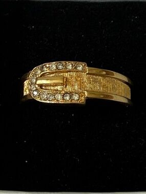 Avon Gold-Tone Signed ring